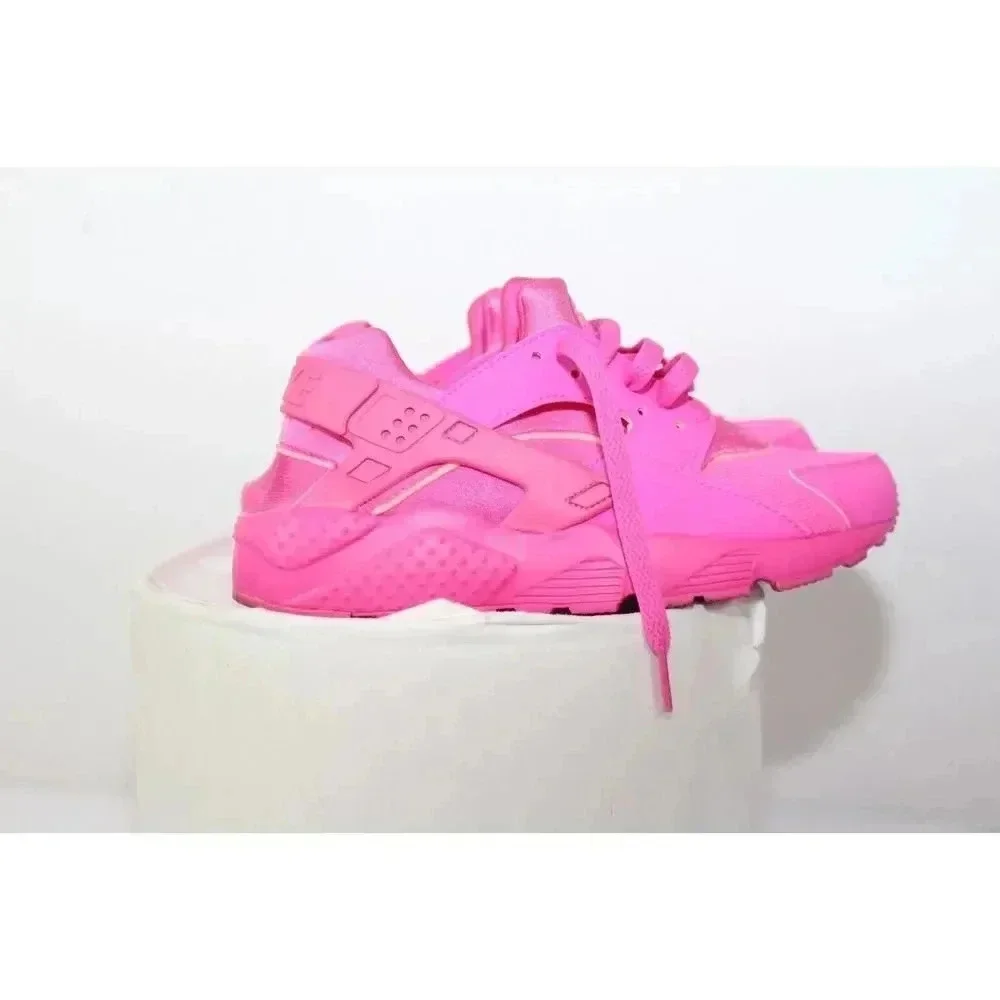 ladies Nike HUARACHE shoes size 4.5